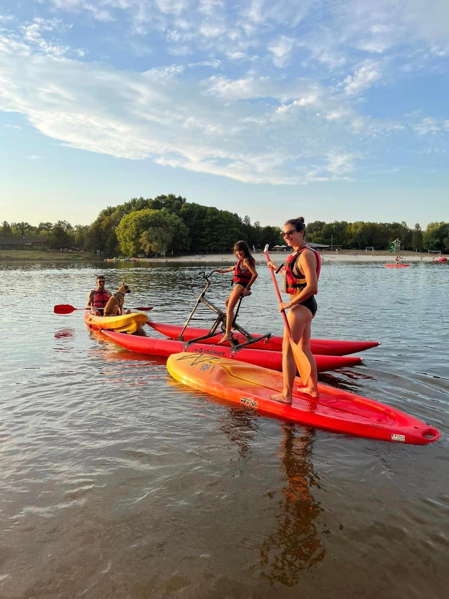 Les Logements Insolites De La Base Nautique Verneuil  エクステリア 写真
