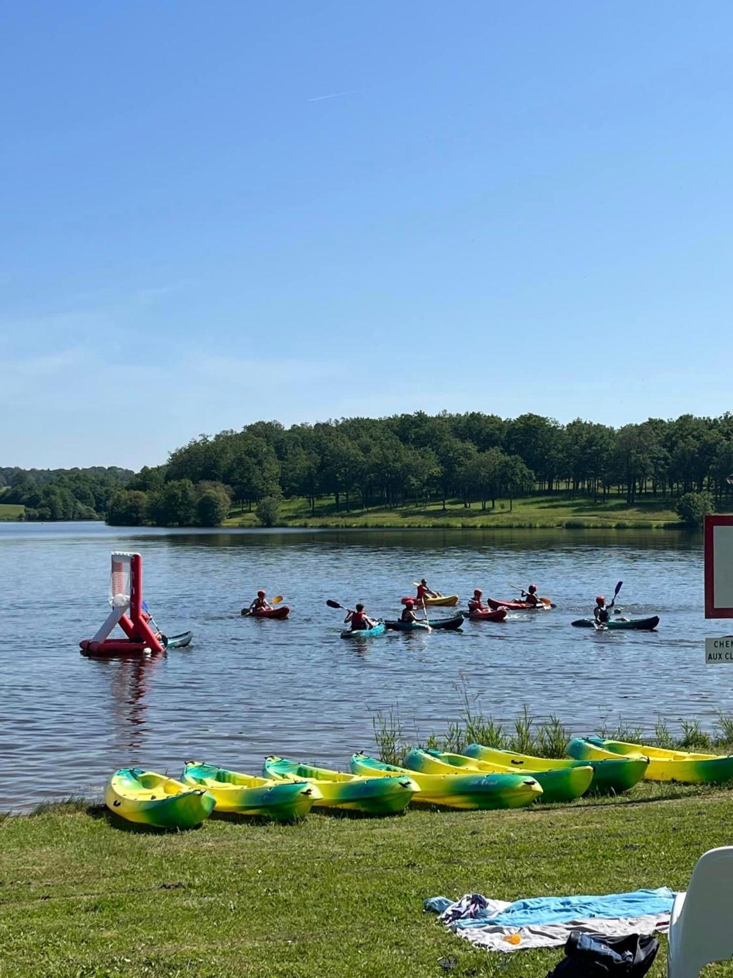 Les Logements Insolites De La Base Nautique Verneuil  エクステリア 写真