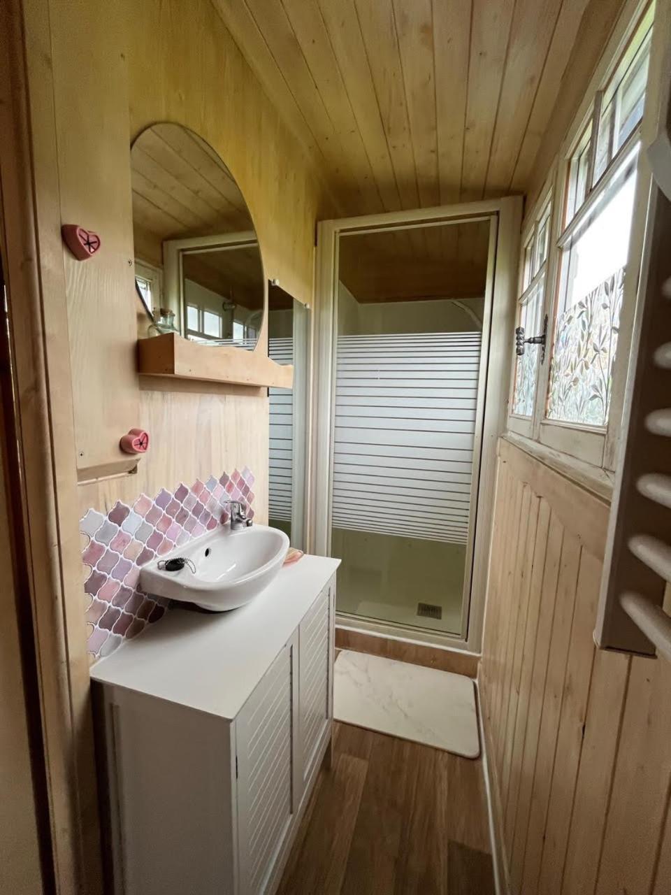 Les Logements Insolites De La Base Nautique Verneuil  エクステリア 写真