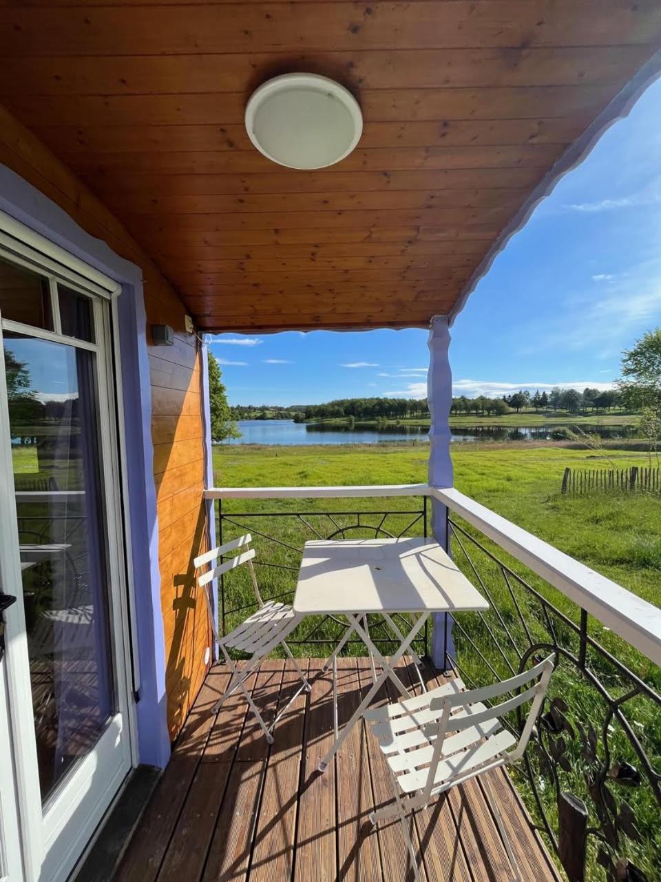 Les Logements Insolites De La Base Nautique Verneuil  エクステリア 写真