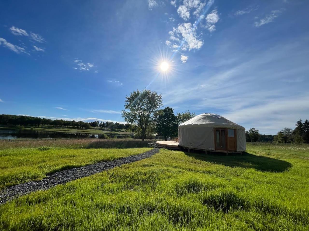 Les Logements Insolites De La Base Nautique Verneuil  エクステリア 写真